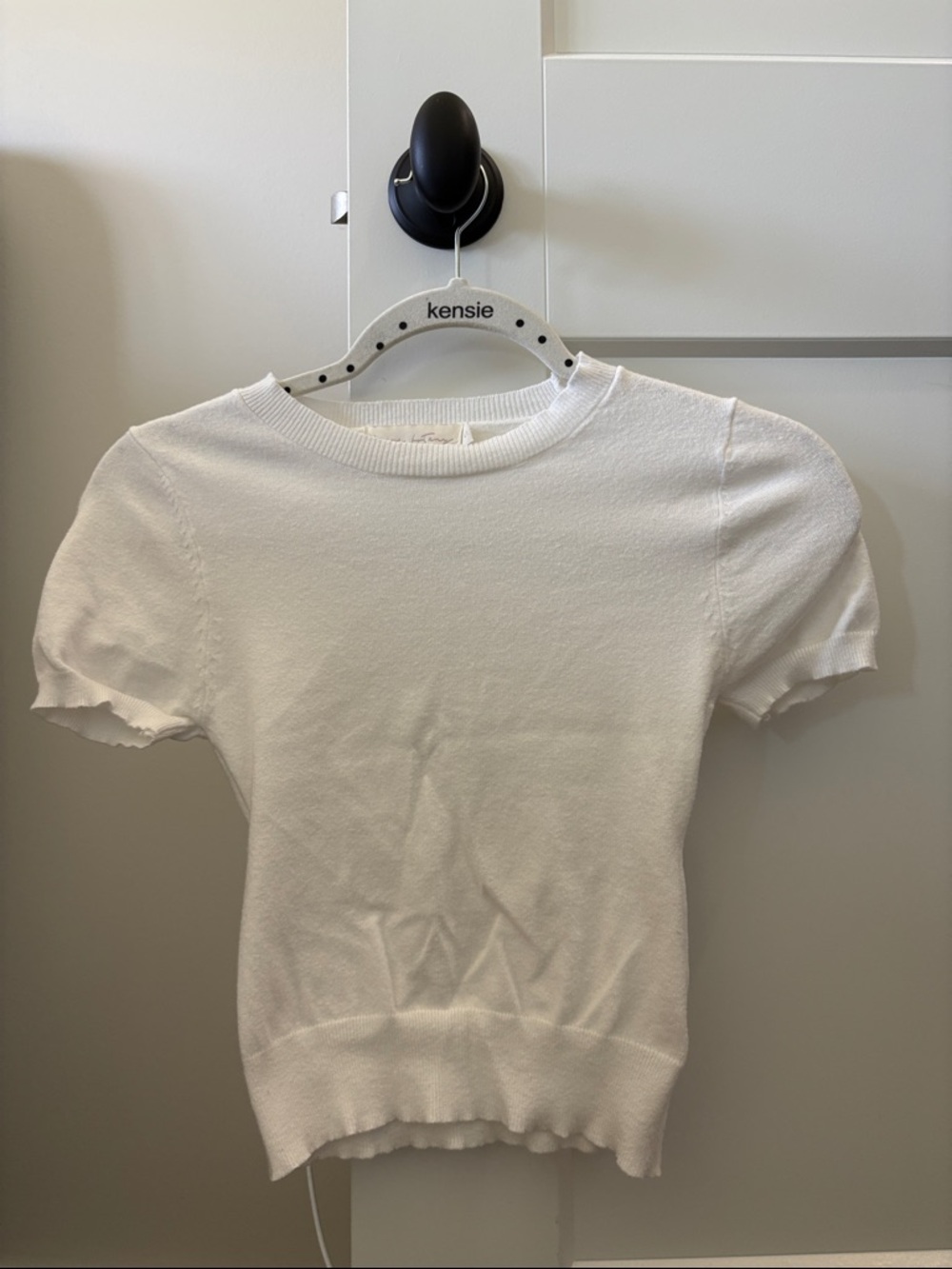 Kensie Cream Short Sleeve Knit Top